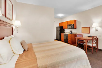 Candlewood Suites Reading, фото 42