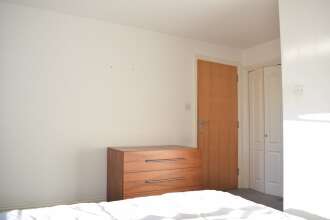 Spacious 2 Bedroom Apartment in Holloway, фото 13