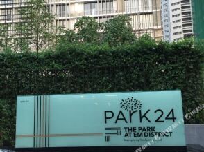 Park 24 by Favstay, фото 32