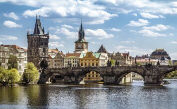 Archibald At Charles Bridge, фото 45