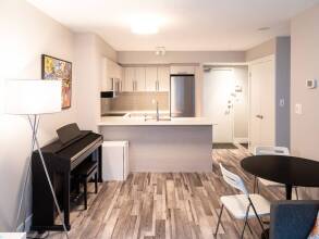 Renovated Downtown Toronto Apartment With Balcony, фото 14