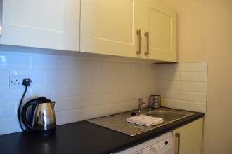 Central 1 Bedroom Next to Hapenny Bridge, фото 9