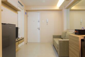 Clean 2BR Bassura City Apartment, фото 9