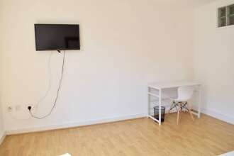 Modern 1 Bedroom Flat in Canary Wharf, фото 6