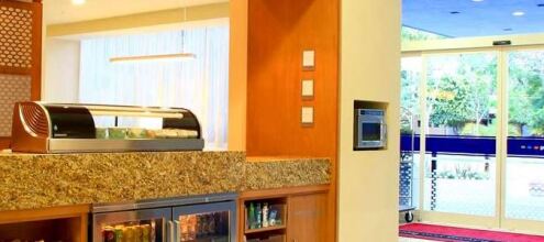 Hampton Inn By Hilton Guadalajara Expo, фото 9