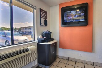 Motel 6 Austin South - Airport, фото 12 Motel 6 Austin South - Airport, фото 12