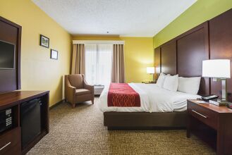 Comfort Inn & Suites, фото 13