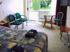 Cambrian Lodge Motel, фото 44