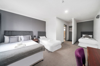 Iway Inn, фото 40