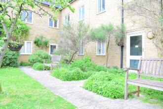 Bright 4 Bed Flat In Stepney Green, фото 8