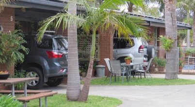 Lakes Waterfront Motel And Cottages, фото 41