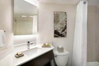 Doubletree By Hilton Mclean Tysons, фото 47 Doubletree By Hilton Mclean Tysons, фото 47