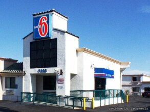 Motel 6 Canoga Park, фото 1