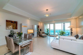 Bnbme - Churchill Towers 1 Bedroom Canal View, фото 4 Bnbme - Churchill Towers 1 Bedroom Canal View, фото 4