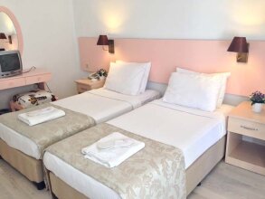 Oglakcioglu Cesme Hotel, фото 6