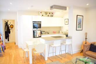 Bermondsey 2 Bedroom Flat With Garden, фото 15