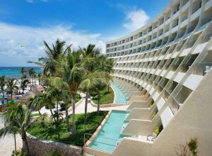 The Villas Cancun by Grand Park Royal