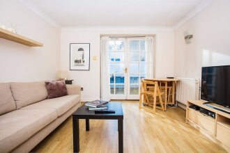 North London Flat for 2 People, фото 2