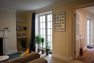 Private, Spacious & Central 1 Bedroom Flat in Brighton, фото 5