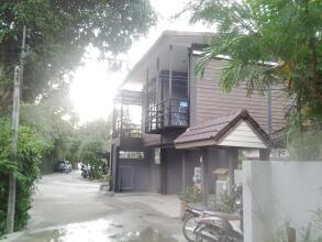 Aree Guesthouse2