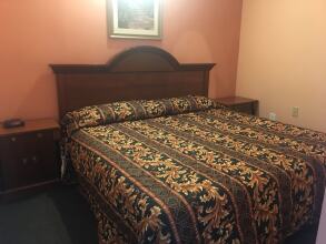 Red Carpet Inn Suites New Mil