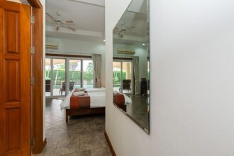 Private Pool Villa With 3 Bedrooms OPH3, фото 10