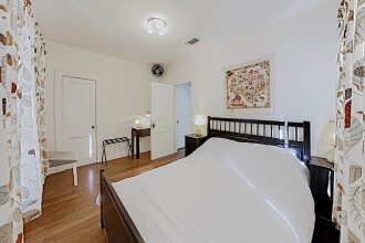 SoCo Hideaway with Outdoor Living by RedAwning, фото 15 SoCo Hideaway with Outdoor Living by RedAwning, фото 15