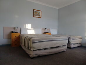 Econo Lodge Kansas City, фото 17 Econo Lodge Kansas City, фото 17