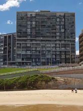 5 Star Luxury Beachfront Apartment, фото 45