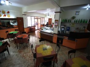 Travelbee Capitol Inn, фото 15 Travelbee Capitol Inn, фото 15