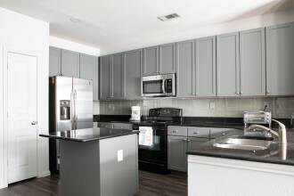 WanderJaunt Luxe Dt Austin Apts, фото 21 WanderJaunt Luxe Dt Austin Apts, фото 21