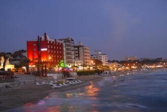 Sunday Beach Hotel