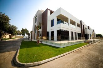 M Executive Hotel & Residence