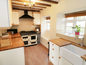 Ann's Cottage And The Old Smithy, фото 10