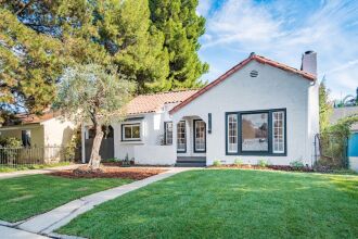 Luxurious Studio City Home