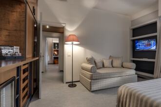 Hermitage Hotel & Resort, фото 9