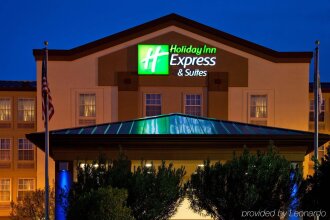 Holiday Inn Express Hotel & Suites Phoenix-Airport