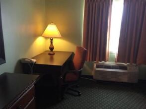 Deluxe 6 Inn & Suites, фото 33 Deluxe 6 Inn & Suites, фото 33