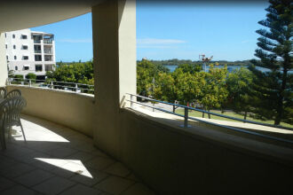 Riverside Holiday Apartments, фото 8