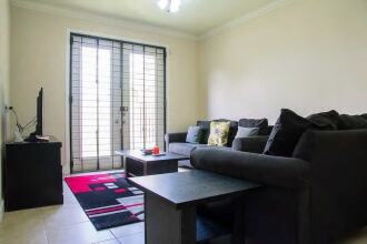 New Kingston Guest Apt At Sonoma Estate, фото 6 New Kingston Guest Apt At Sonoma Estate, фото 6