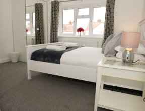 Arma Short Stays 122