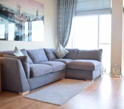 Newly Refurbished Thameside Apartment