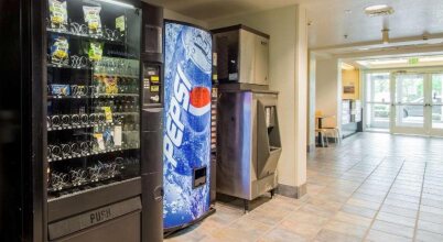 Motel 6 Portland North, фото 36 Motel 6 Portland North, фото 36