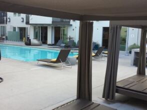 Apartment with Full Amenities - Miracle Mile, фото 29