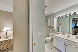 Bayfront W/ Private Balcony & Sweeping Views 2 Bedroom Condo, фото 19 Bayfront W/ Private Balcony & Sweeping Views 2 Bedroom Condo, фото 19