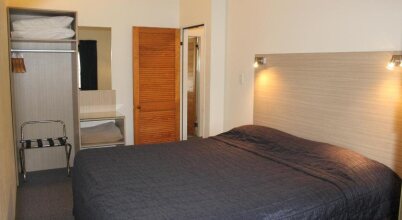 Captains Quarters Motor Inn, фото 23