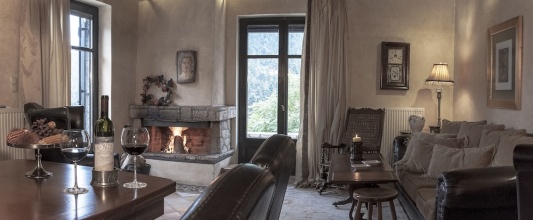 Ostra Mainalon Luxury Suites, фото 19