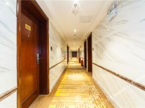 Hong Qi Grand Hotel, фото 18