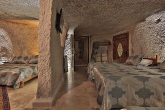 Shoestring Cave House, фото 3