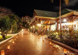 casino maho beach